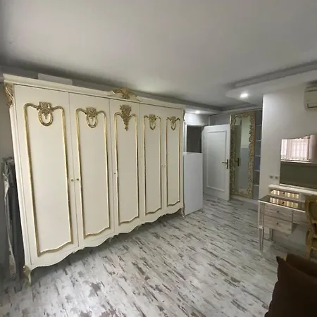 Daire Manolya House